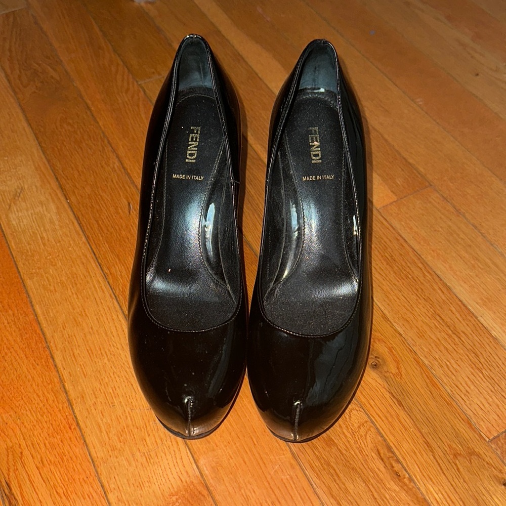 Fendi black patent leather heels